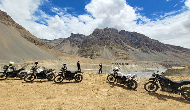 grand-himalayan-motorcycle-tour-kiinaur-spiti-lahaul-ladakh-india
